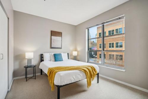 Mill District Apartment | CozySuites 2BR Mill District with pool, gym #04
