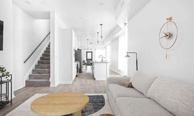 Holy Cross House | CozySuites 3BR Arsenal Heights, Indy 2