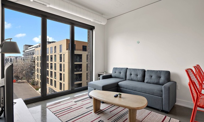 Warehouse District Apartment | CozySuites NLG - Modern 2BR condo #16