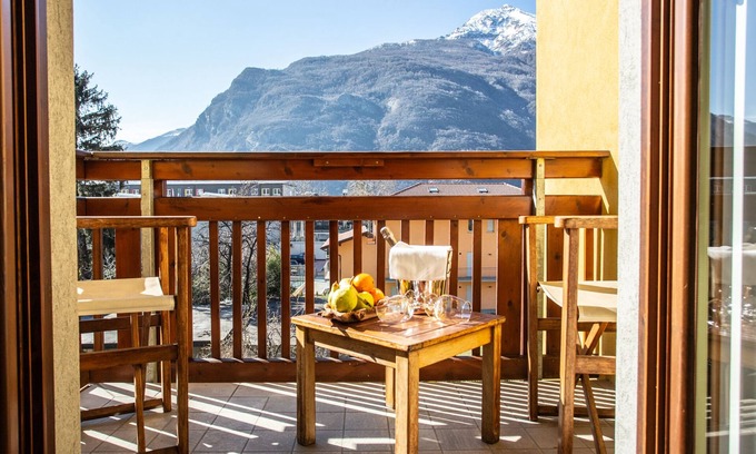 Pont-Saint-Martin Hotel | Crabun