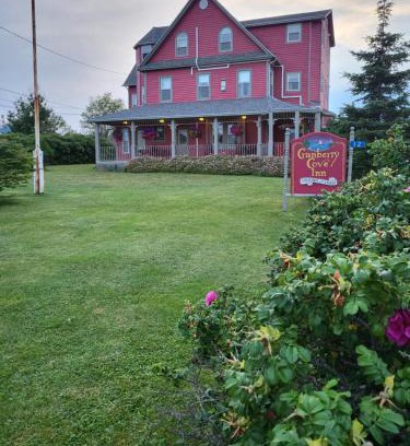 Louisbourg Hotel | Cranberry Cove Inn