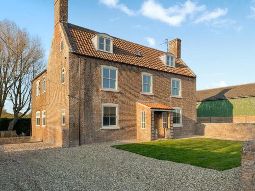 Frampton House | Crawfords Farm