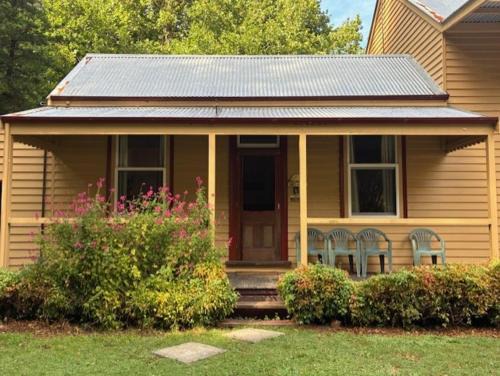 Walhalla House | Creek Cottage