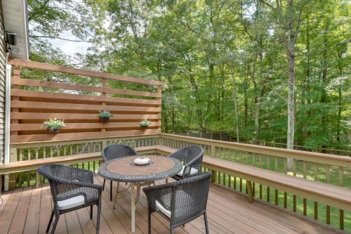 Phillipsport House | Creek Dips and Smores Catskills Gem