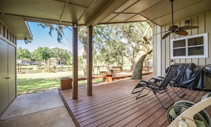 Cedar Lane House | Creekfront Home w/Boat Lift & Fishing Pier