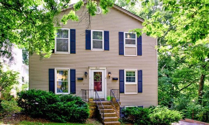 Crescent Hill Apartment | Crescent Hill Apartment Mid-Term Rental