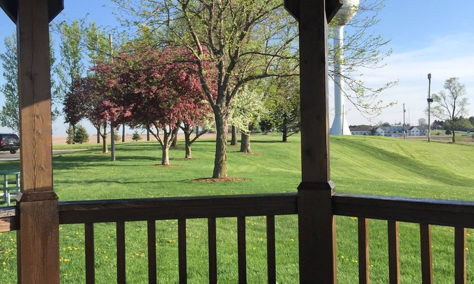 Williamsburg Hotel | Crest Country Inn