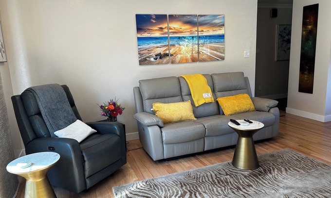 San Leandro House | Crest retreat home