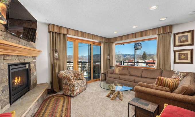 Snowmass Village Condo | Crestwood 2217 Deluxe 2 Bedroom Grand