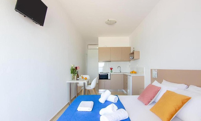 Fodele Apartment | Creta Beachfront Apartment for 2 persons by MPS