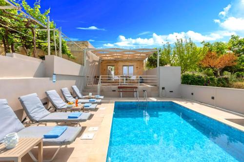 Dramia Villa | Cretan Breeze Villa Heated Pool