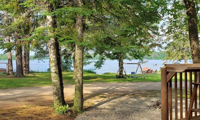 Nevis House | Crooked camper with stunning views just steps from the lake