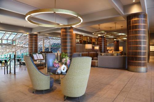 Dunwoody Hotel | Crowne Plaza Atlanta Perimeter at Ravinia by IHG