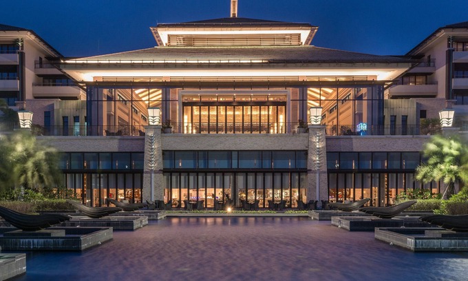 Jiangcheng District Hotel | Crowne Plaza Hailing Island by IHG