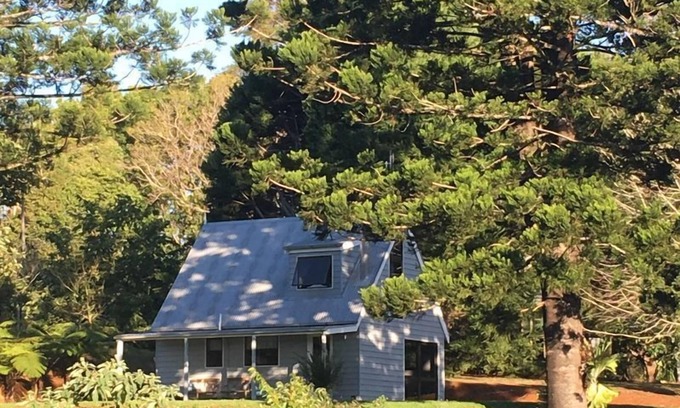Montville Cottage | Cuddle Cottage Montville