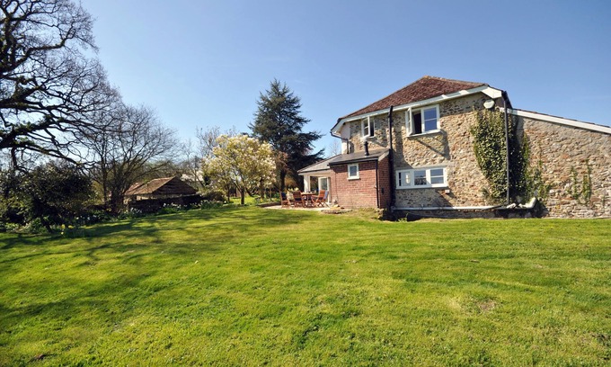 Axminster Cottage | CULVERWELLS, pet friendly, with open fire in Axminster