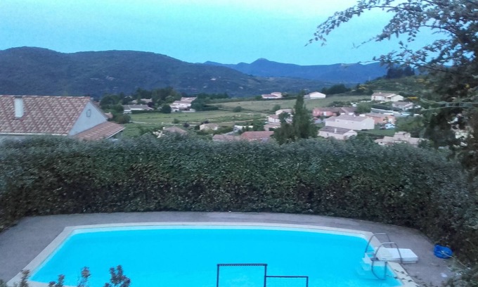 Le Pradal Apartment | Cure or Holiday with Pool