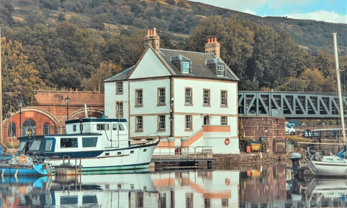 Kilcreggan Hotel | Custom House Hotel