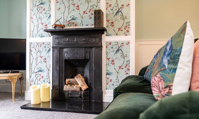 Kirk Sandall Cottage | Cute 2 bedroom cottage on the outskirts of Doncaster