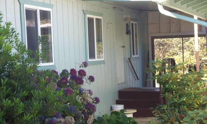 Grayland House | Cute 2 Bedroom house 3 blocks from the Beach
