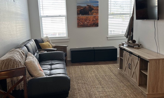 Cottonwood Apartment | Cute Apartment in quiet Cottonwood