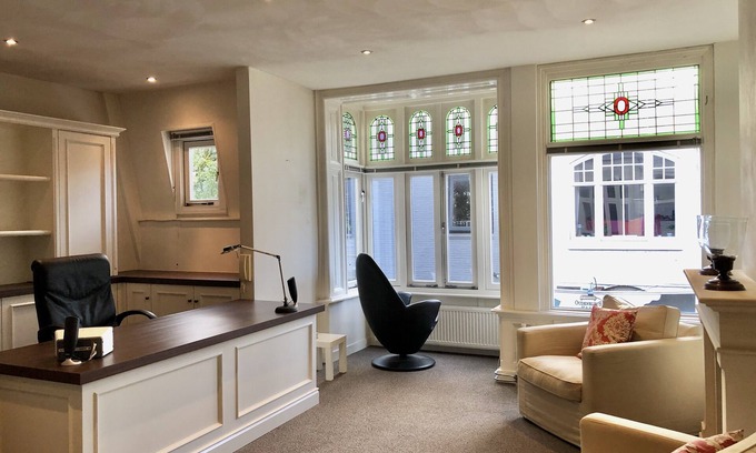Bussum Apartment | Cute apartment with office space nearby Amsterdam. Long term rental on request.