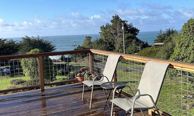 Timber Cove House | Cute, clean, cozy cottage along the Timber Cove cliffs, great views!