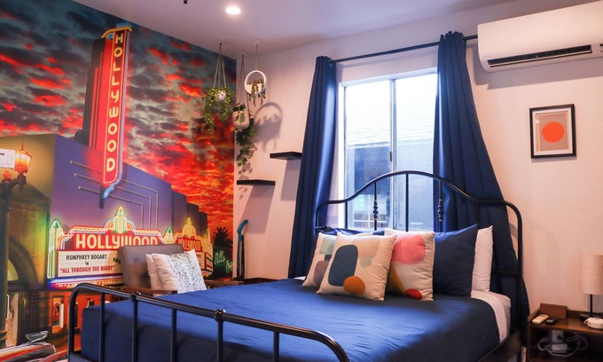 Los Angeles Apartment | Cute Hilltop Hideaway Studio in LA