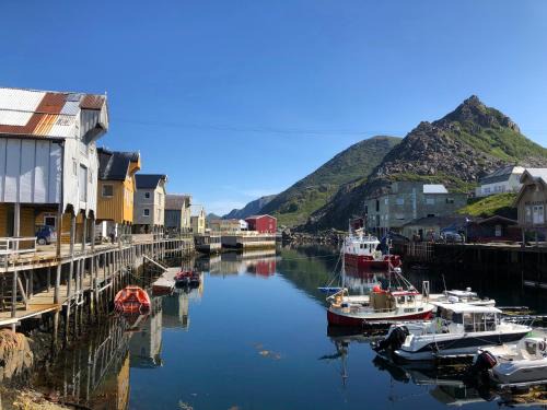 Oksnes Apartment | Cute small apartment on the pier in Nyksund