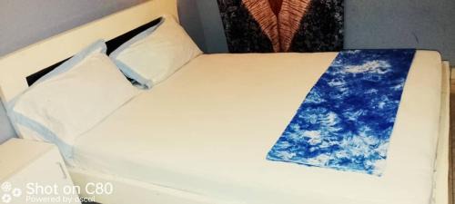 Lamin Apartment | Cutting Edge Guest House