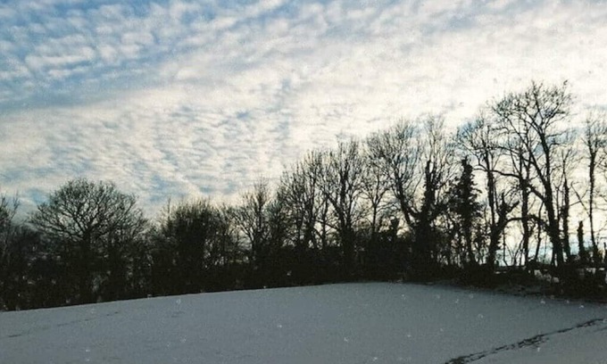 Carmarthen Other | Cwmderi, a green valley.