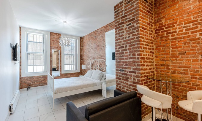 East Harlem Apartment | (D) Loft Studio Just Off Park Ave.