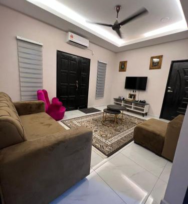 Kampung Sungai C House | D'Nuha homestay Unit 2 Chenderong Balai Teluk Intan