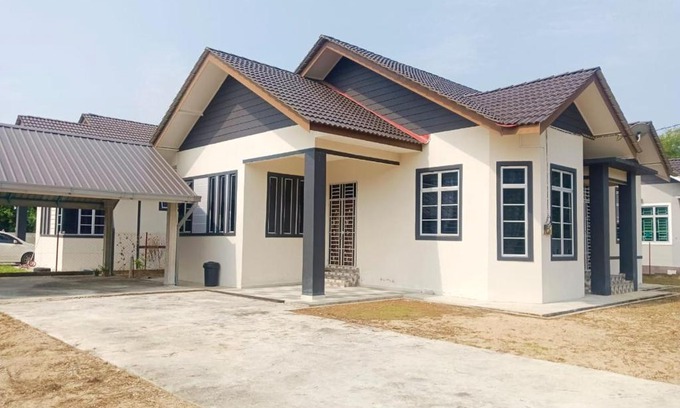 Banggol Pauh House | D'zul Homestay Kok Lanas
