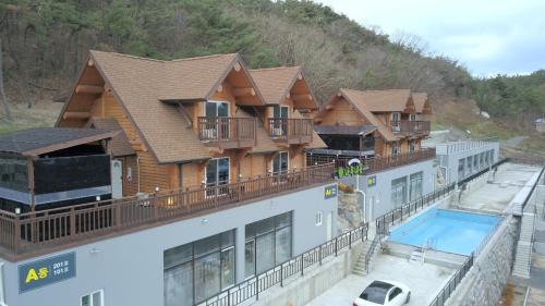 Boryeong House | Daecheon Namu Naeum Pension