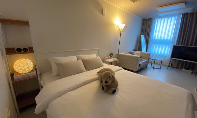 Seongnae-dong Bed & Breakfast | Daegu Dongseongro Star B&B Business Hotel