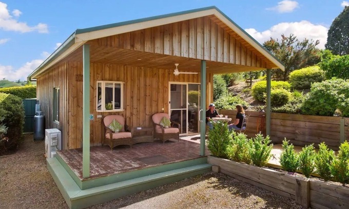 Bonnie Doon Cabin | Daisy Hill Lodge Bonnie Doon Lodge 3