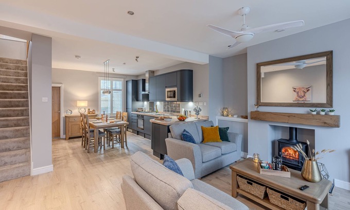 Skipton House | Dale Side - Skipton