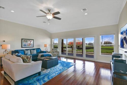 Indian Beach House | Dancing with Waves Beach House with 3 bedrooms and 2 baths