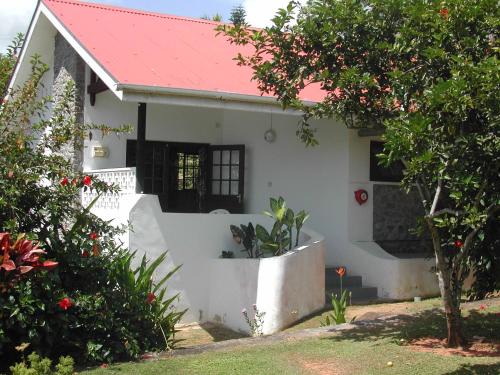 Bel Ombre Bed & Breakfast | Daniella's Bungalows