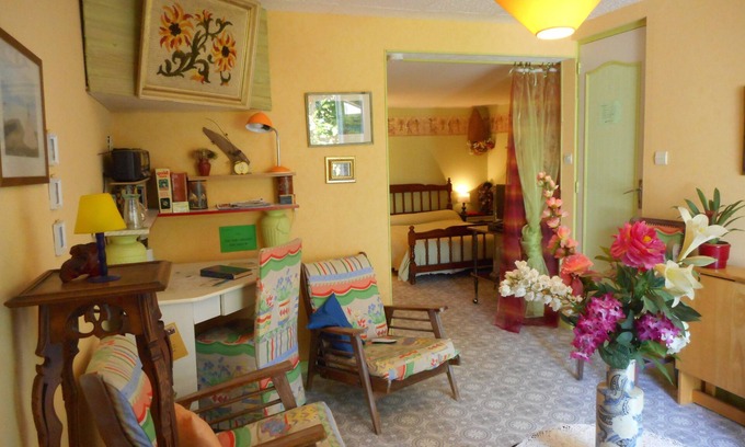 Limoges Bed & Breakfast | Dans le Jardin, Chez Françoise