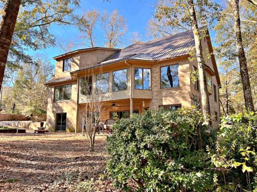 Daphne House | Daphne River Villa