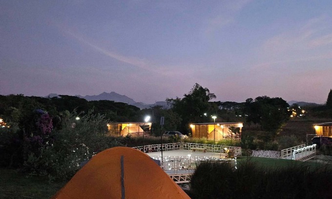 Muak Lek Other | Darad Valley