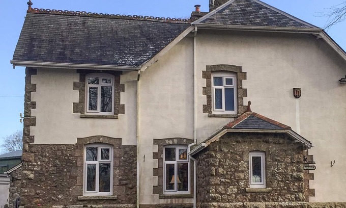 Postbridge House | DARTFORDLEIGH HOUSE, pet friendly, with open fire in Princetown