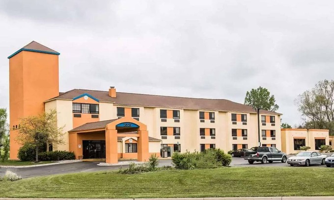 Flint Hotel | Days Inn by Wyndham Flint/Bishop International Airport