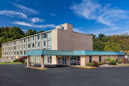 Cambridge Hotel | Days Inn by Wyndham Cambridge