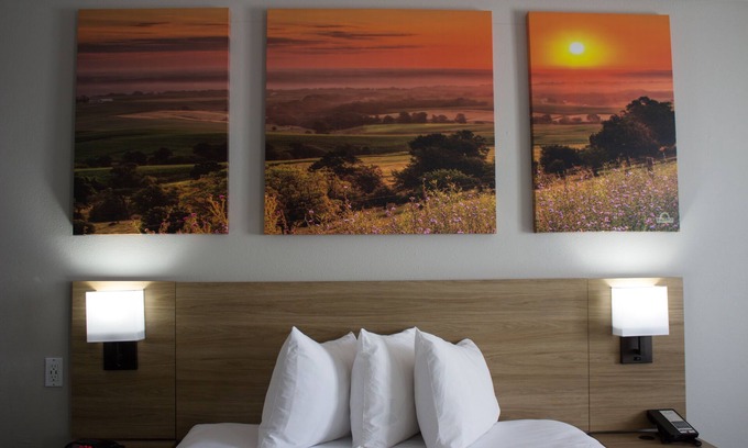 Colby Hotel | Days Inn by Wyndham Colby