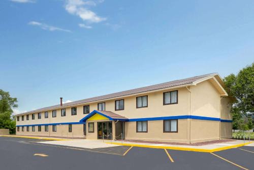Hornell Hotel | Days Inn by Wyndham Hornell NY