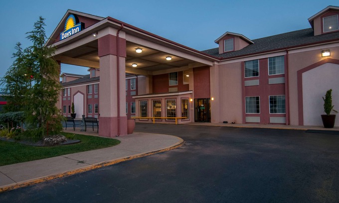 Pauls Valley Hotel | Days Inn by Wyndham Pauls Valley