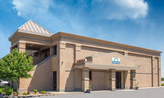 Mount Sterling Hotel | Days Inn by Wyndham Mt. Sterling
